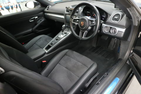 ポルシェ ボクスター　ルームクリーニング